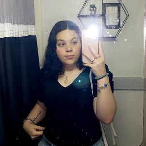 Meet your Posher, Kyra